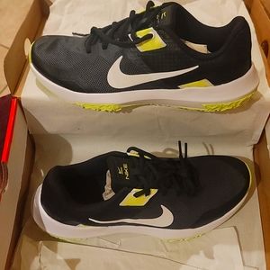 New Nike Varsity Compete TR 3